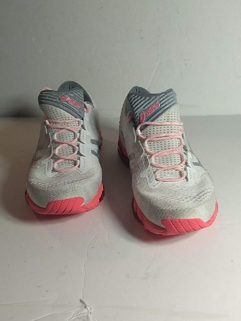 ASICS Women's White and Pink Athletic Running Sneakers Size 8.5